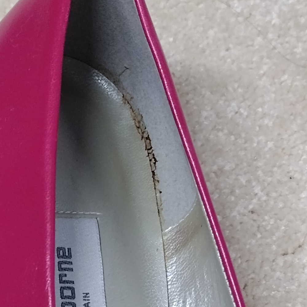 Liz Claiborne Women's Pink Leather Shoes - Picture 5 of 10